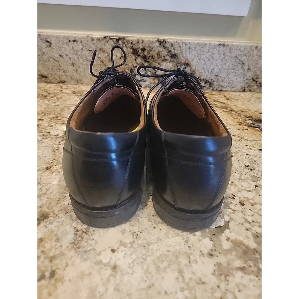 Men's Florsheim Black Cap Toe Comfortech With Ortholite Dress Shoe Sz 13D NWOB